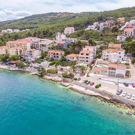 Apartments Krusica Trogir Bagian luar foto