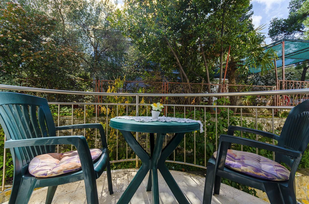 Apartments Krusica Trogir Bagian luar foto
