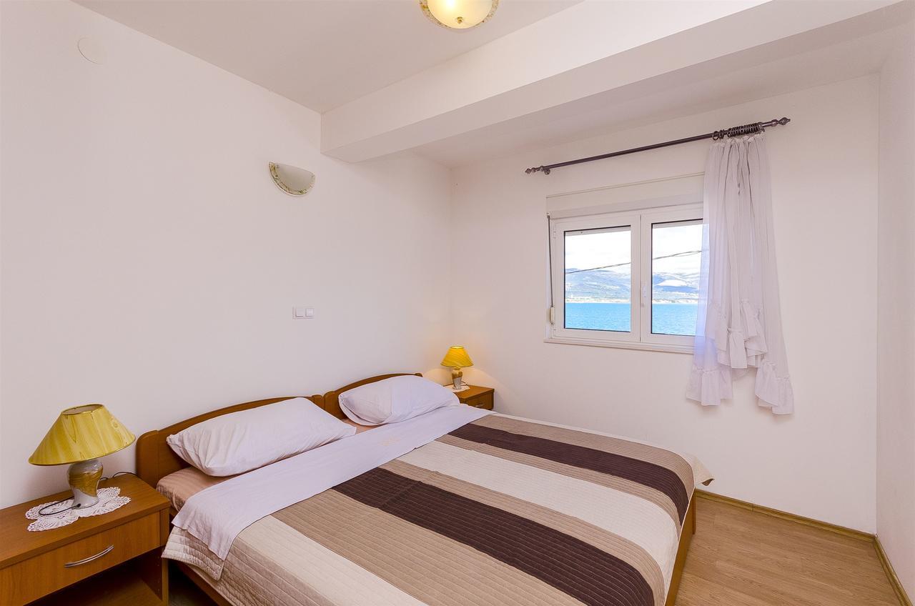 Apartments Krusica Trogir Bagian luar foto