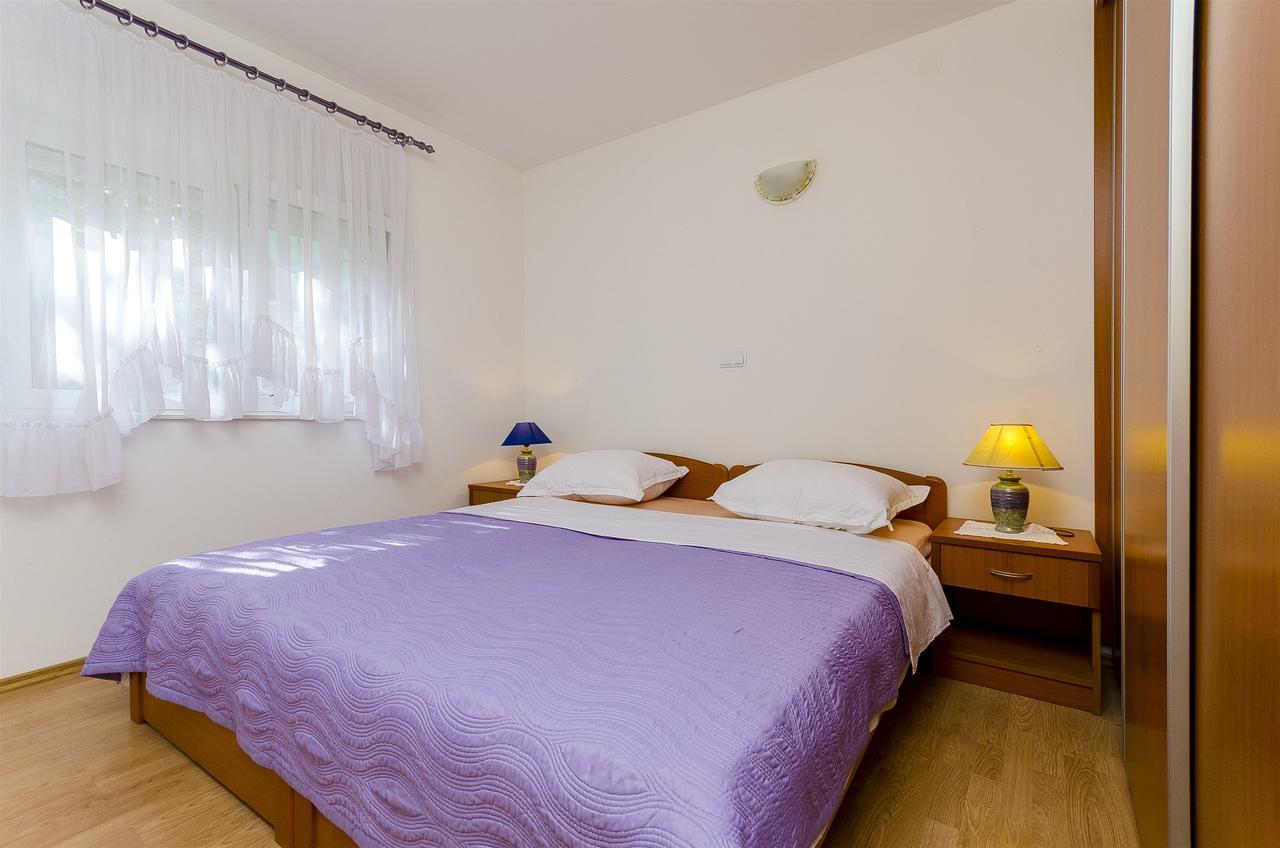 Apartments Krusica Trogir Bagian luar foto