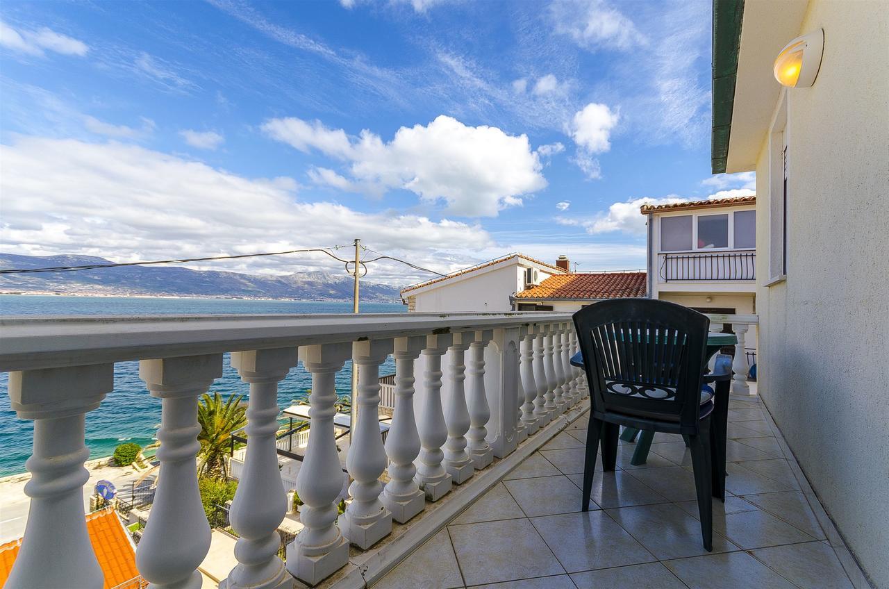 Apartments Krusica Trogir Bagian luar foto