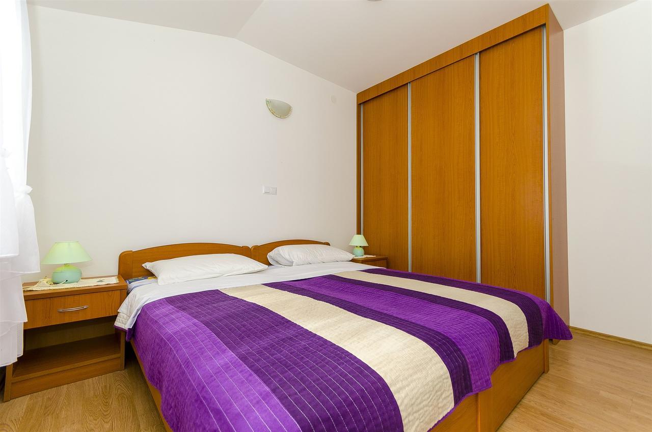 Apartments Krusica Trogir Bagian luar foto