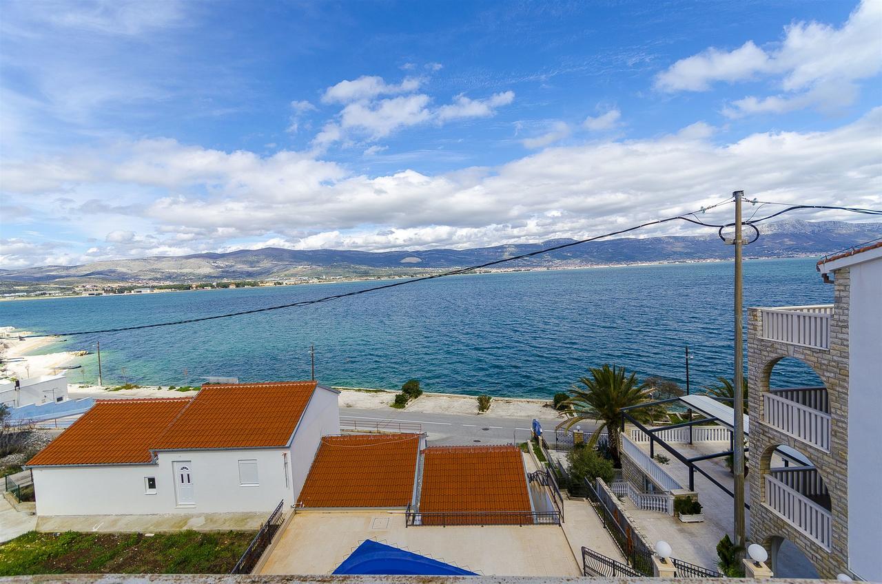 Apartments Krusica Trogir Bagian luar foto